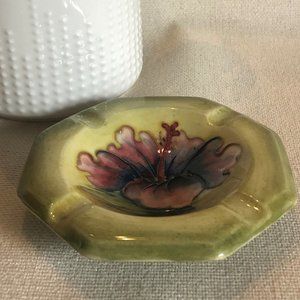 Moorcroft Hibiscus Flower  Octagonal Ashtray